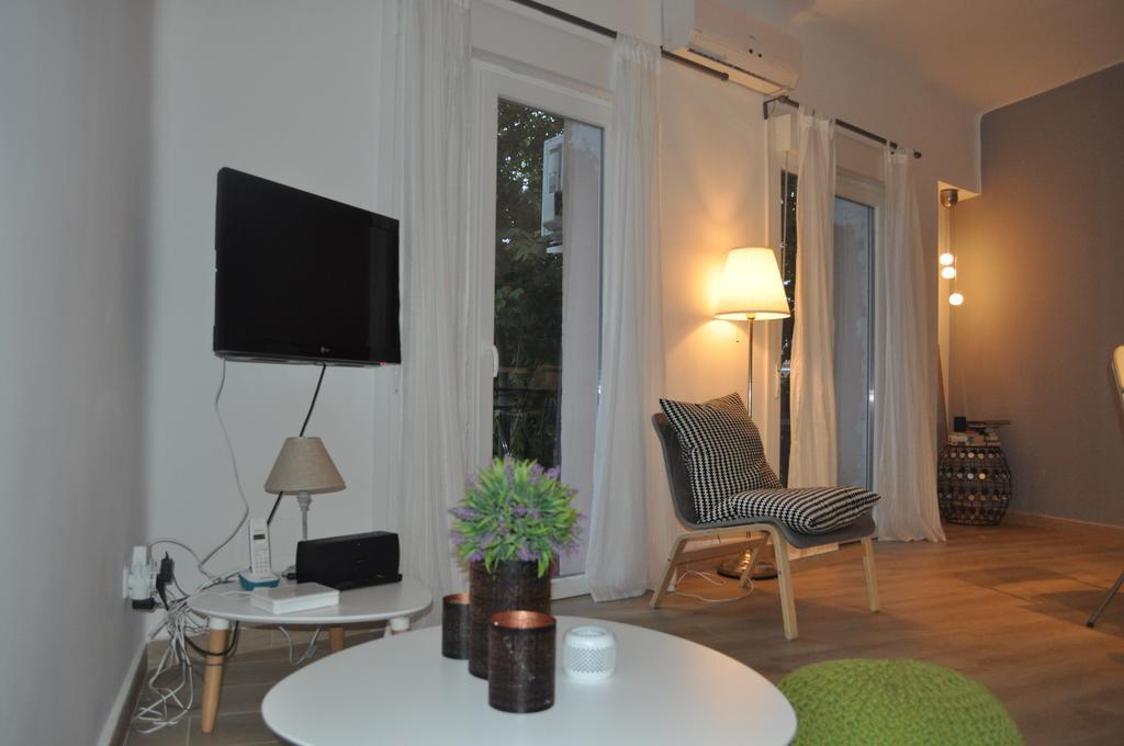 Ronda De Segovia Apartment Madrid Exterior photo